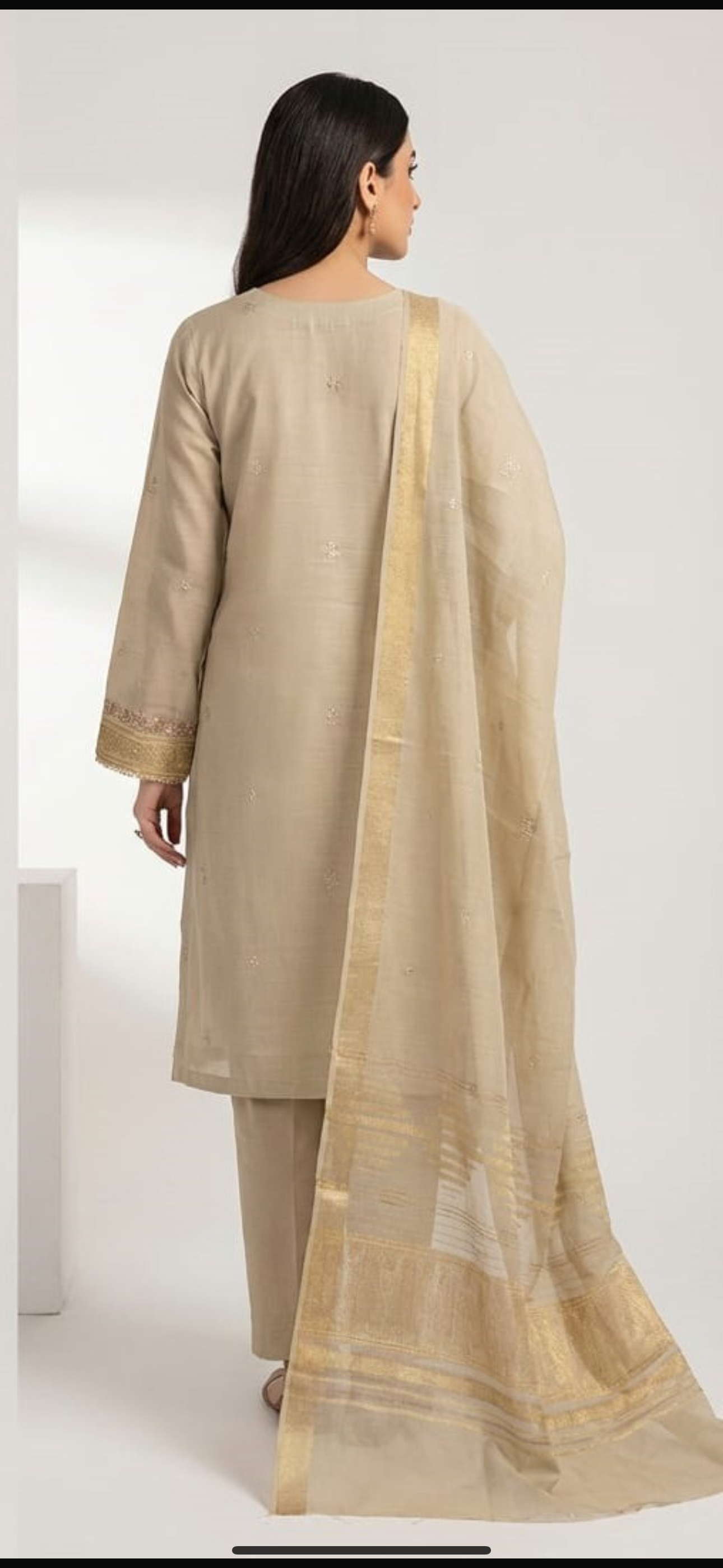 Embroidered Lawn 3pc