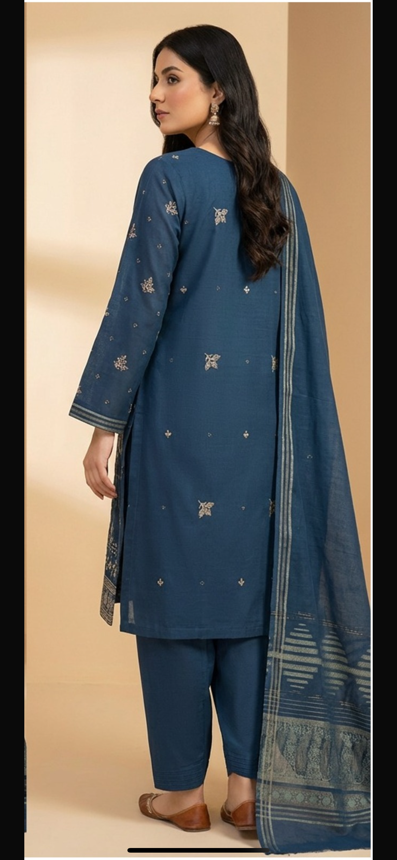 Embroidered Lawn 3pc